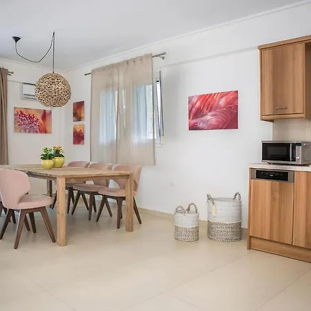 Vila Deluxe Kefalonia Corali 3 Bedroom Pool
